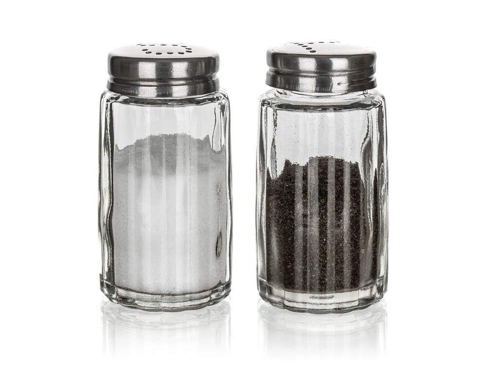 MONO salt & pepper shaker