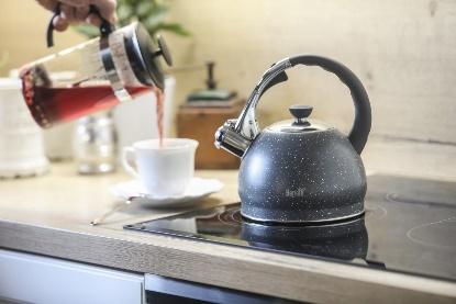 Kettle 2l Carla BERRETTI, grey marble