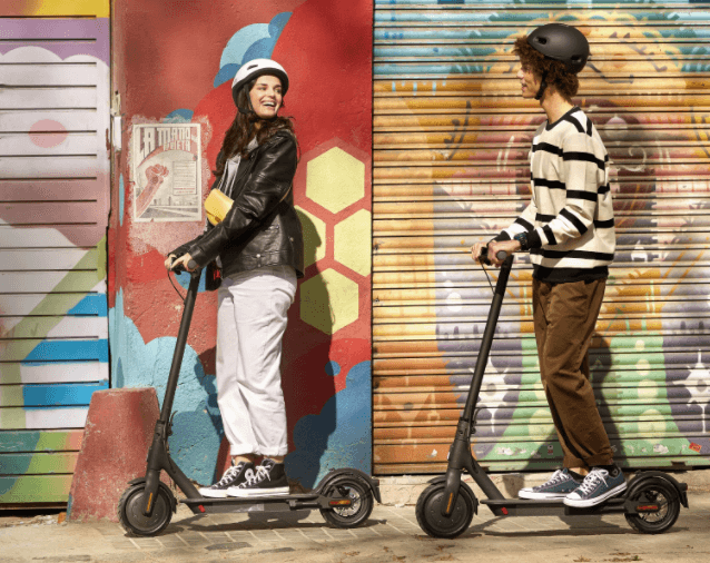 Scooter Xiaomi Electric Scooter Essential - black