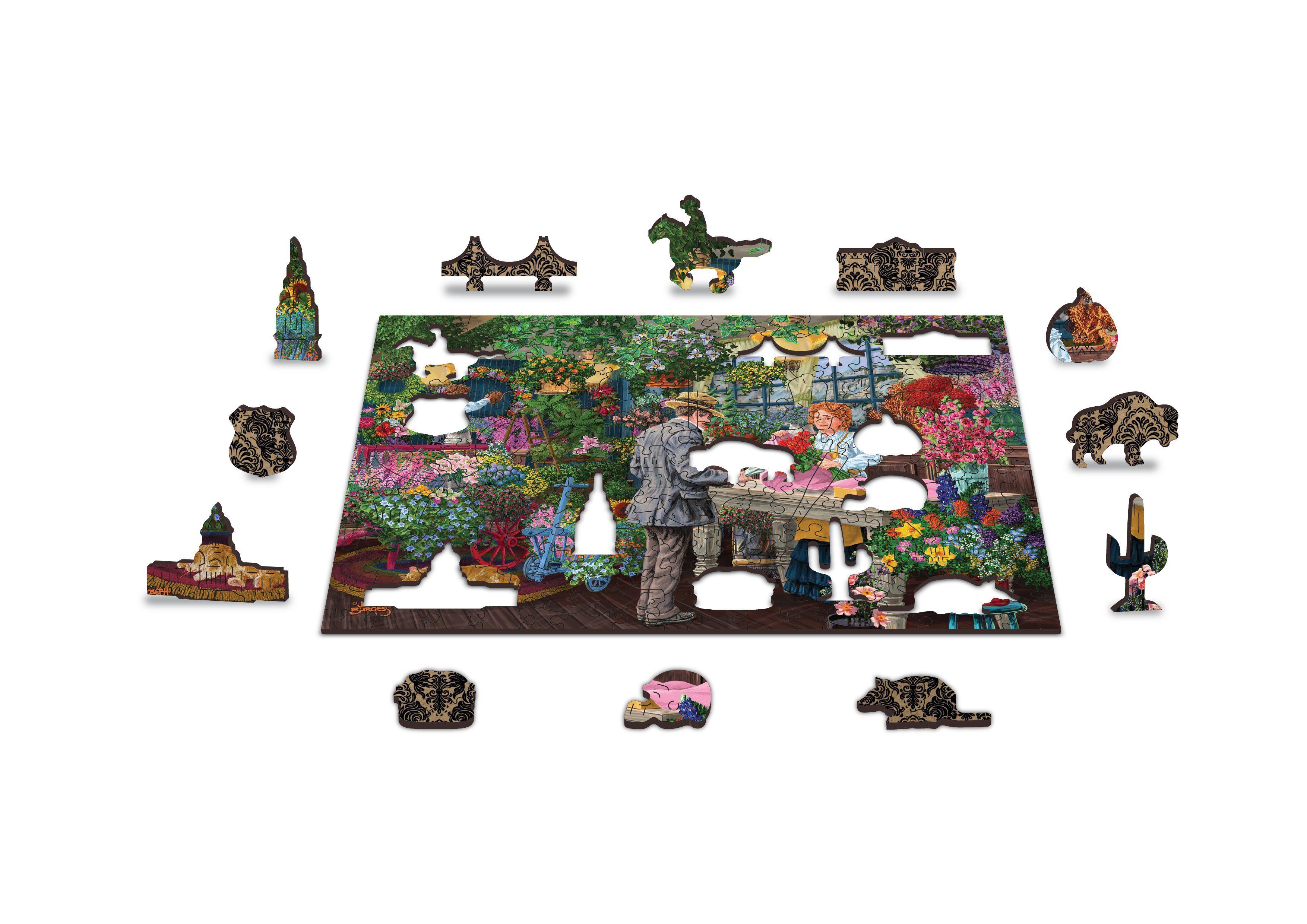 Wooden Puzzle with figurines - Florist M 200 elements