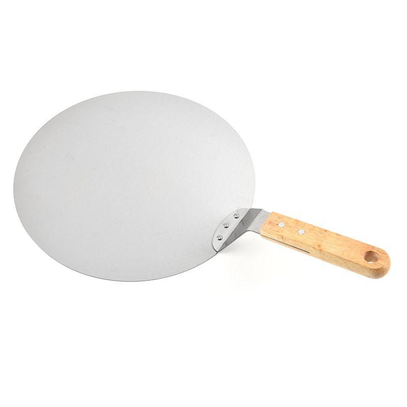 A spatula for serving pizza