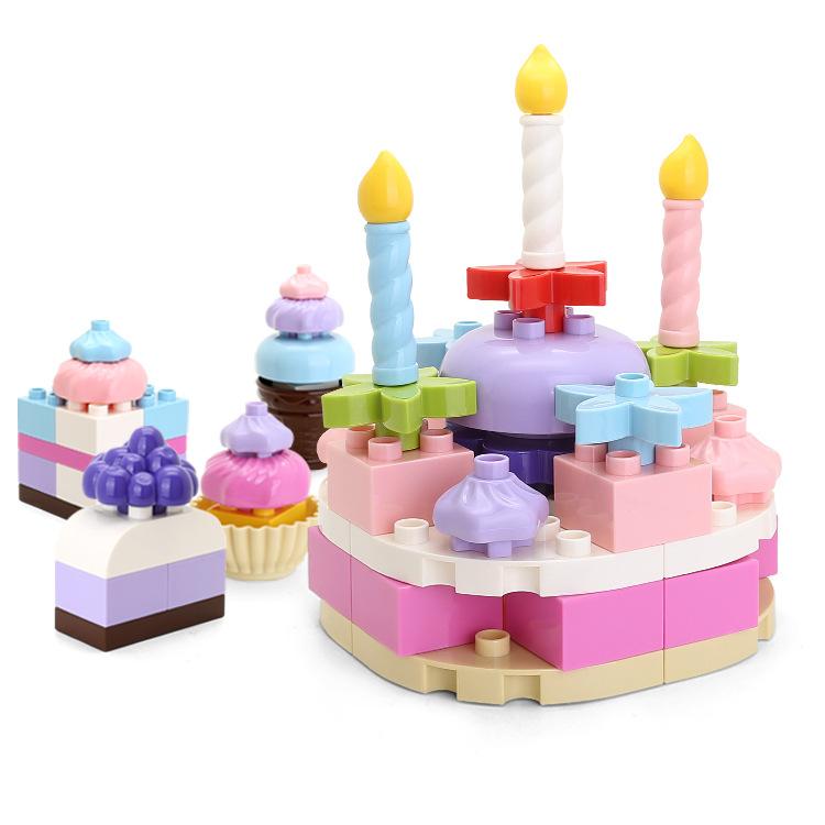 A set of blocks - birthday cake (77 blocks)