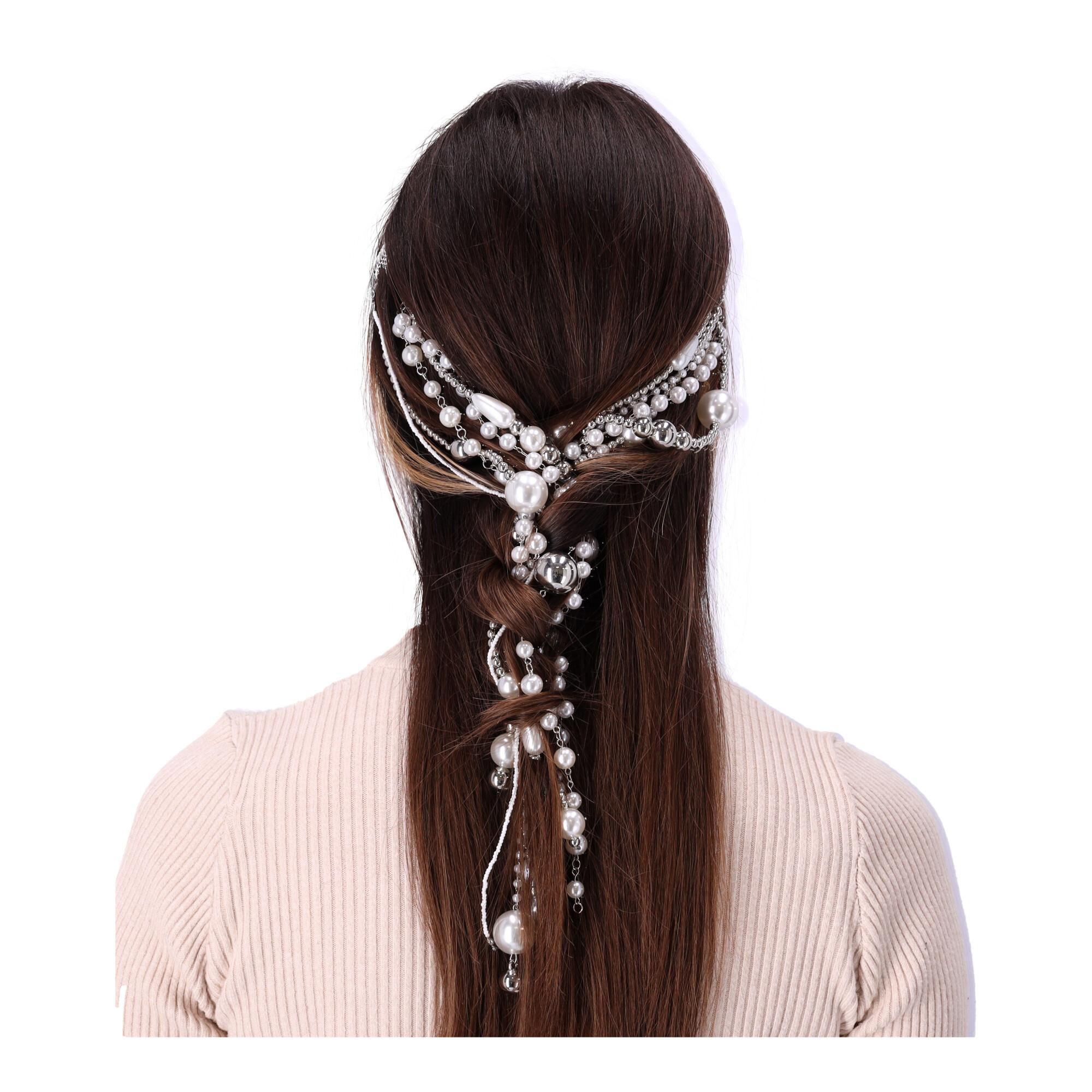 Ozdobna opaska do włosów z perełkami na łańcuszku - srebrna
