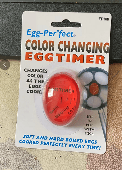 Egg timer that changes color