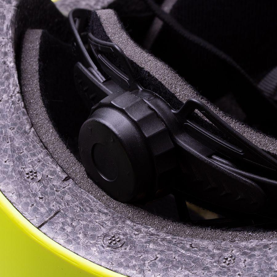 Helmet + protectors for roller / skateboard / bike - green black, size M