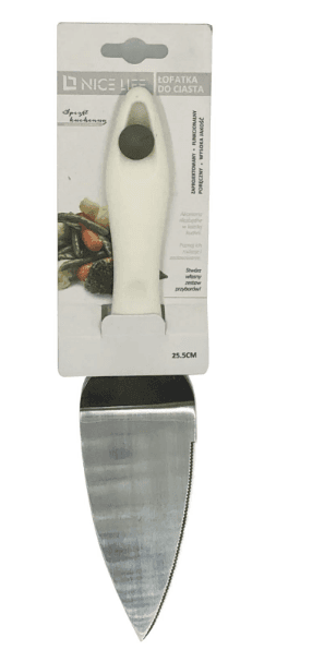 A spatula for cutting and serving the dough
