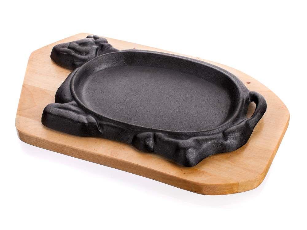 Cast iron frying pan with wooden Grada board 27x17 cm - in the shape of a cow