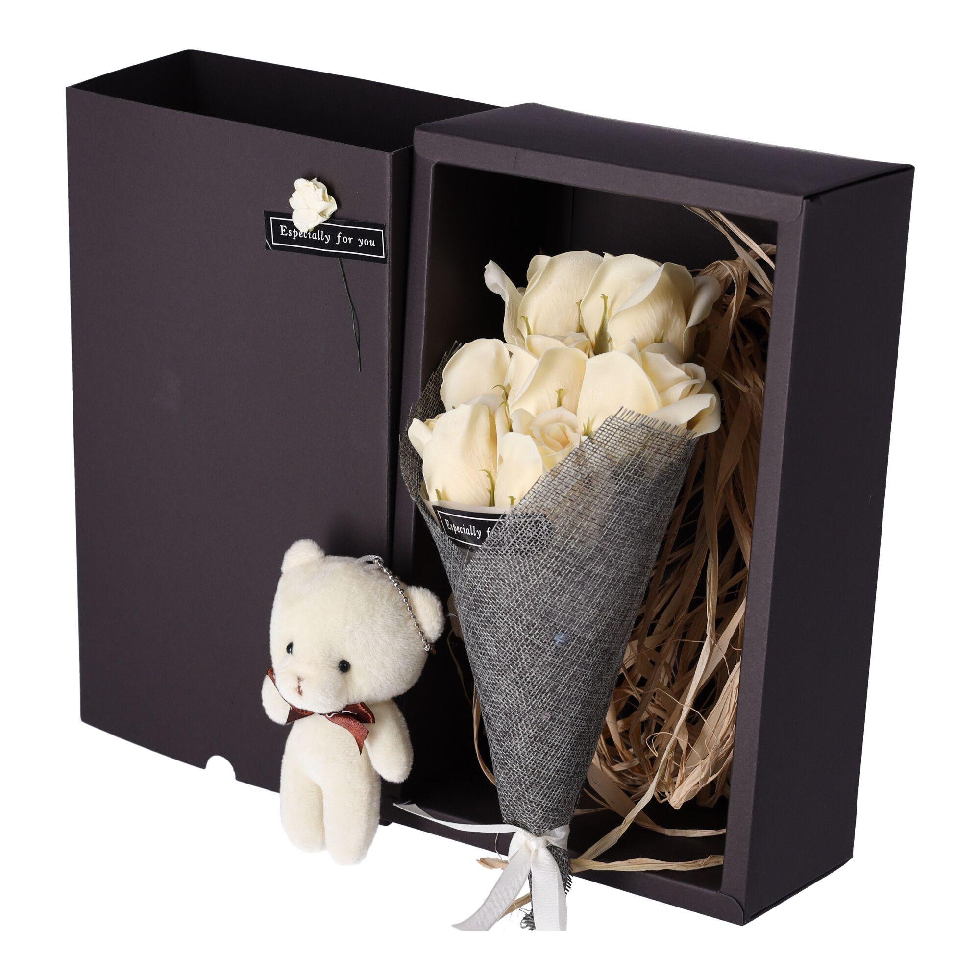 Box of soap roses - ecru