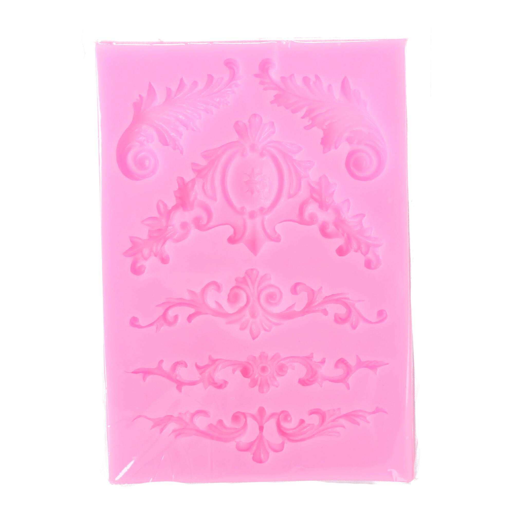 Silicone mold for decorating cakes, cake
