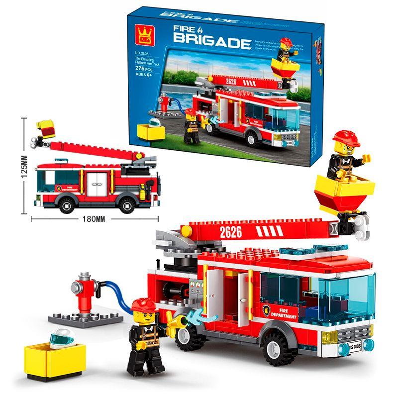 Fire truck with elevating platform