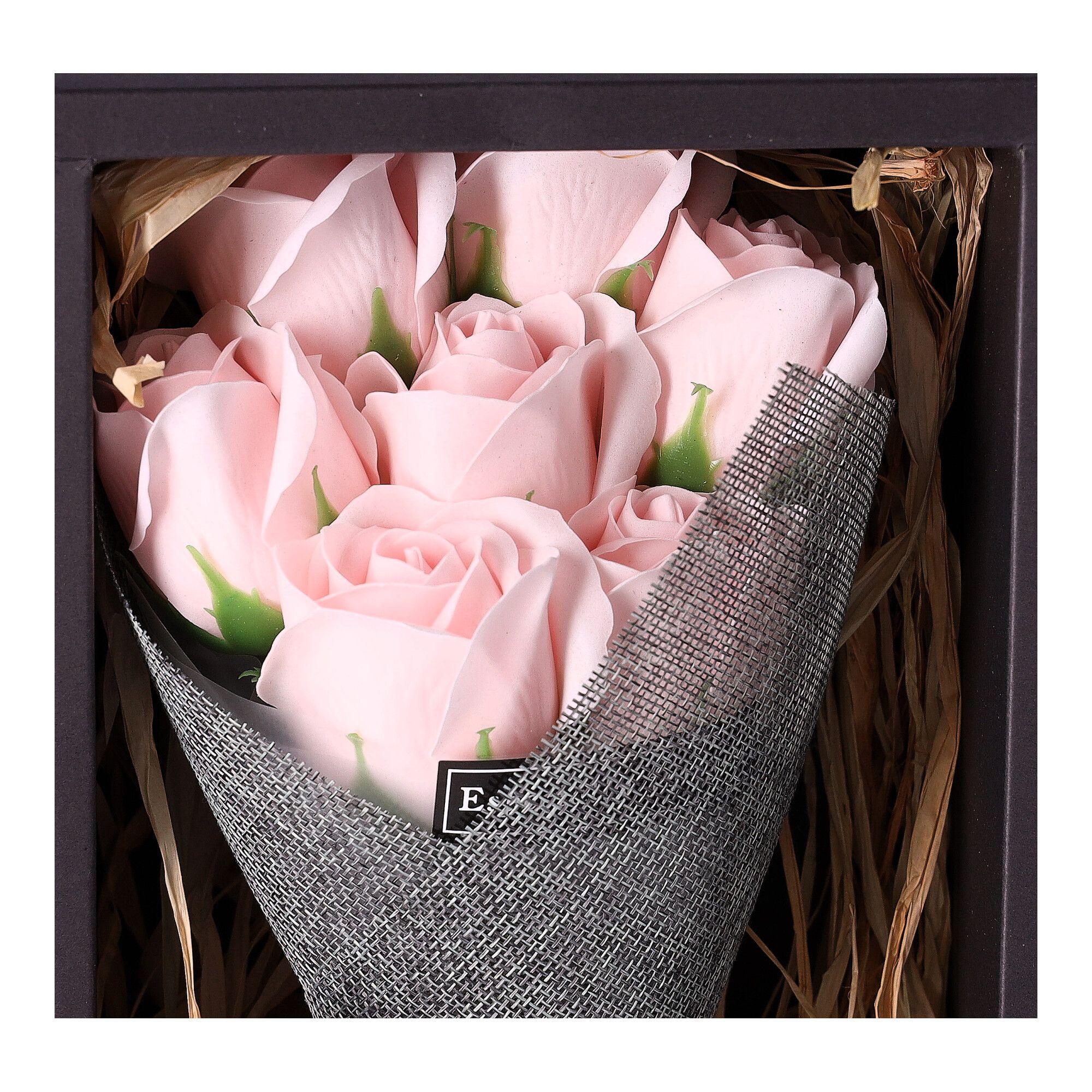 Box mydlanych róż - jasny róż