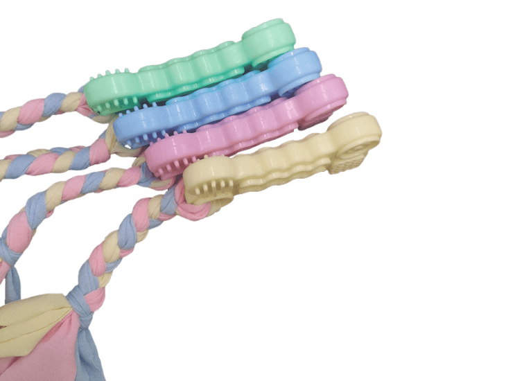 Kolorowa zabawka dla psa - gryzak ze sznurkiem, niebieska