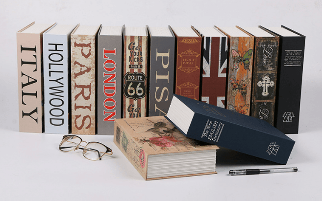 Skarbonka, skrytka, kasetka, sejf w kształcie książki