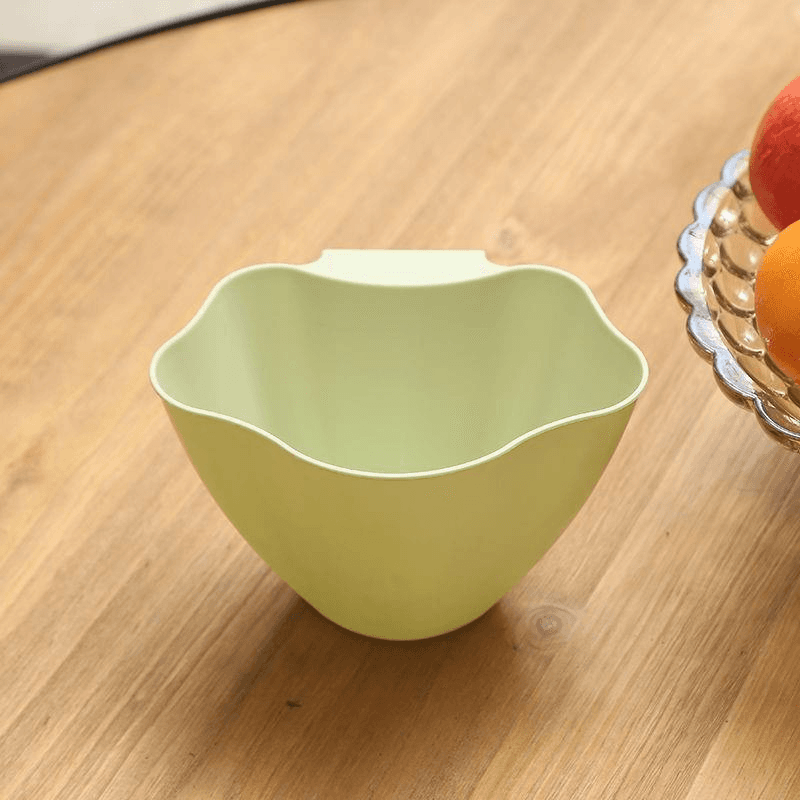 Hanging bowl / basket for the kitchen - green