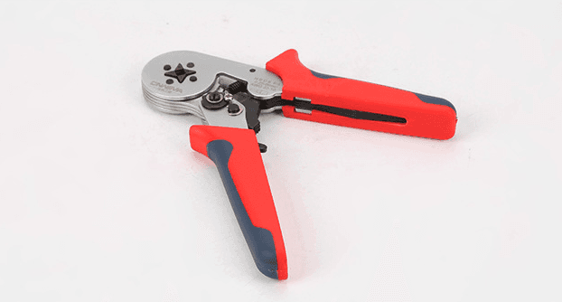 Crimping pliers for ferrules